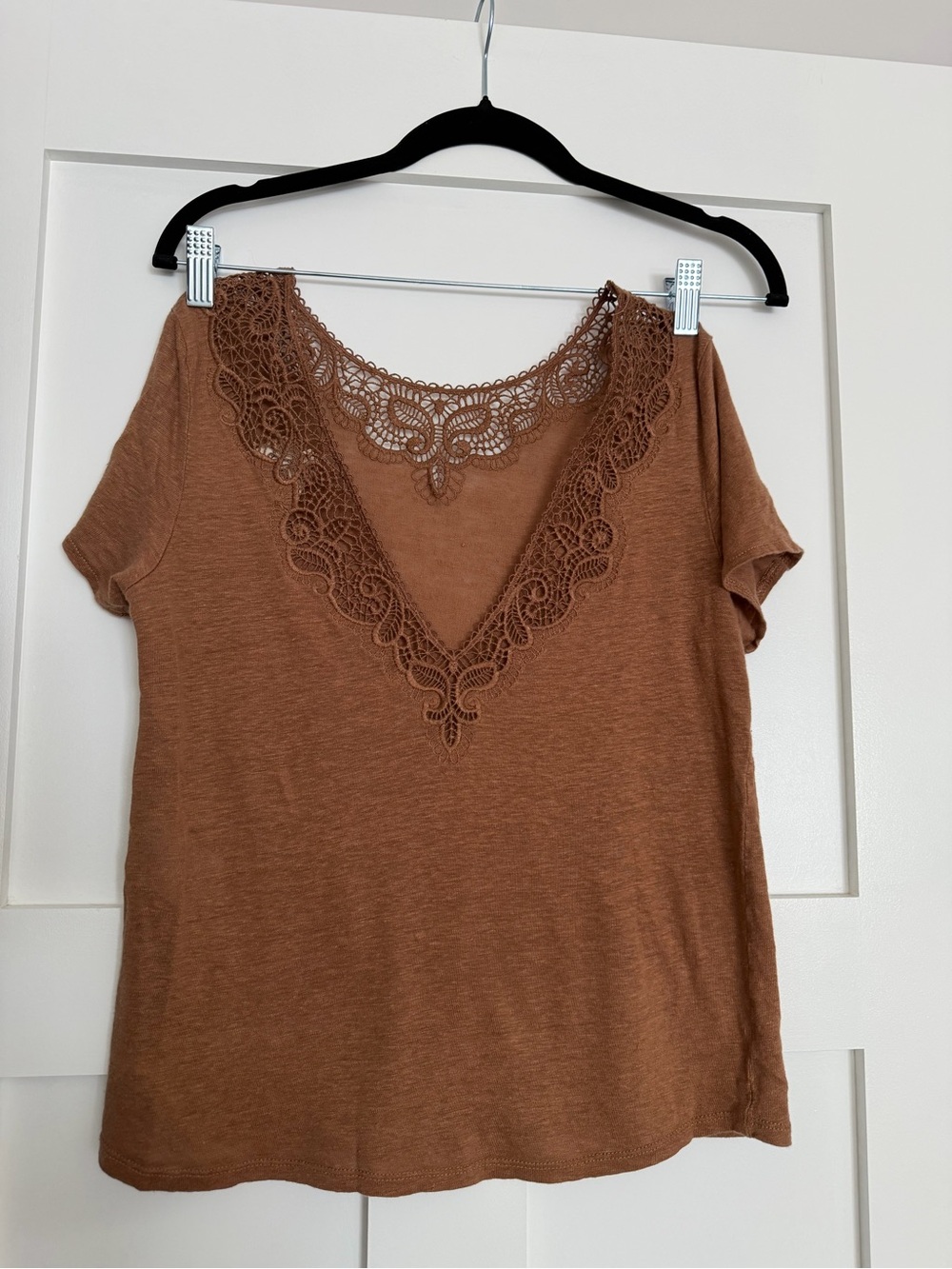 Sézane Brown Lace-Trim Short Sleeve Top